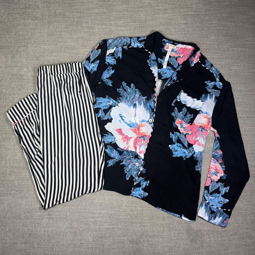 Floral Navy Women's Pajama Set with Striped Pants